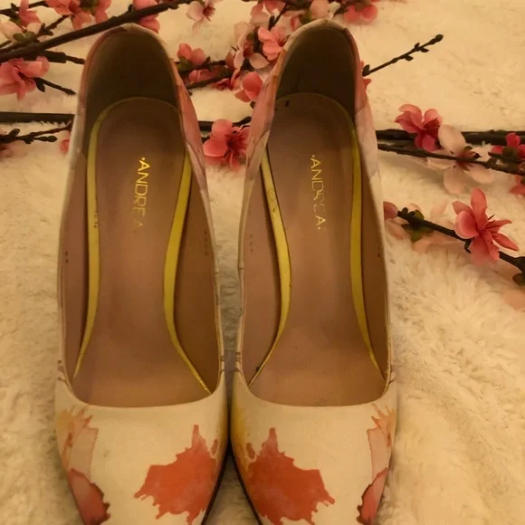 Shoes - Picture 3 of 5